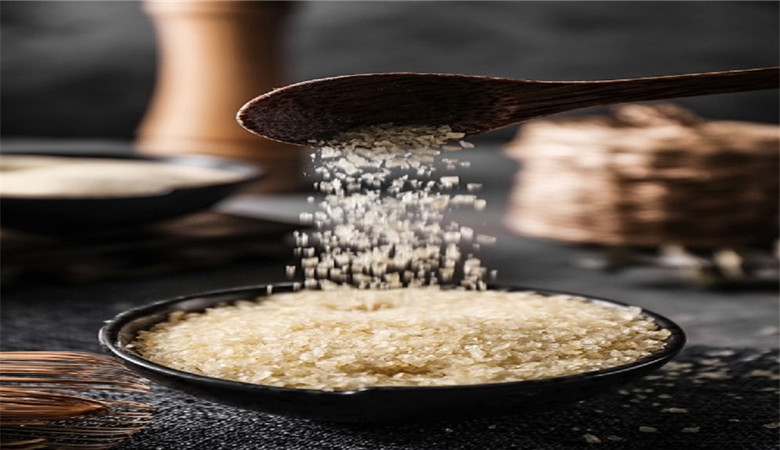 Pig gelatin in food industry